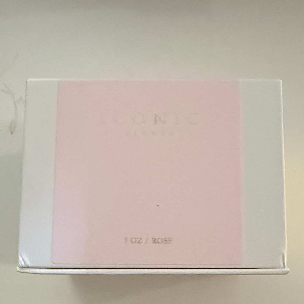 Iconic Scents Rose Scented Candle pink white box white colored candle 3 oz